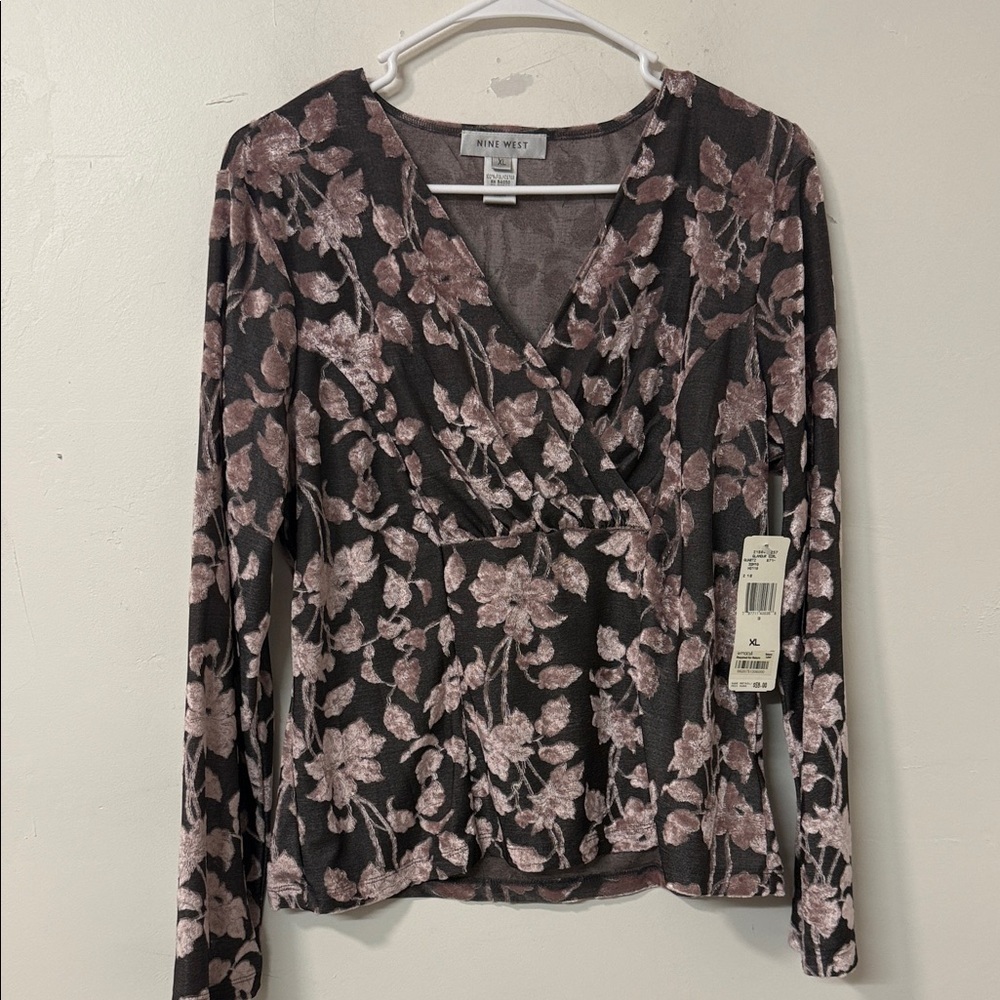 Nine West Floral Wrap Top - Black and Pink Y2K